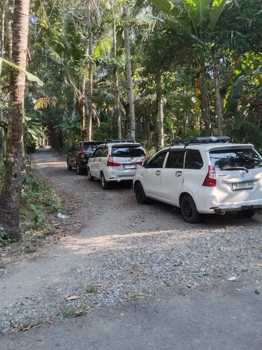 Dokumentasi perjalanan Priscilia Trans Travel 9